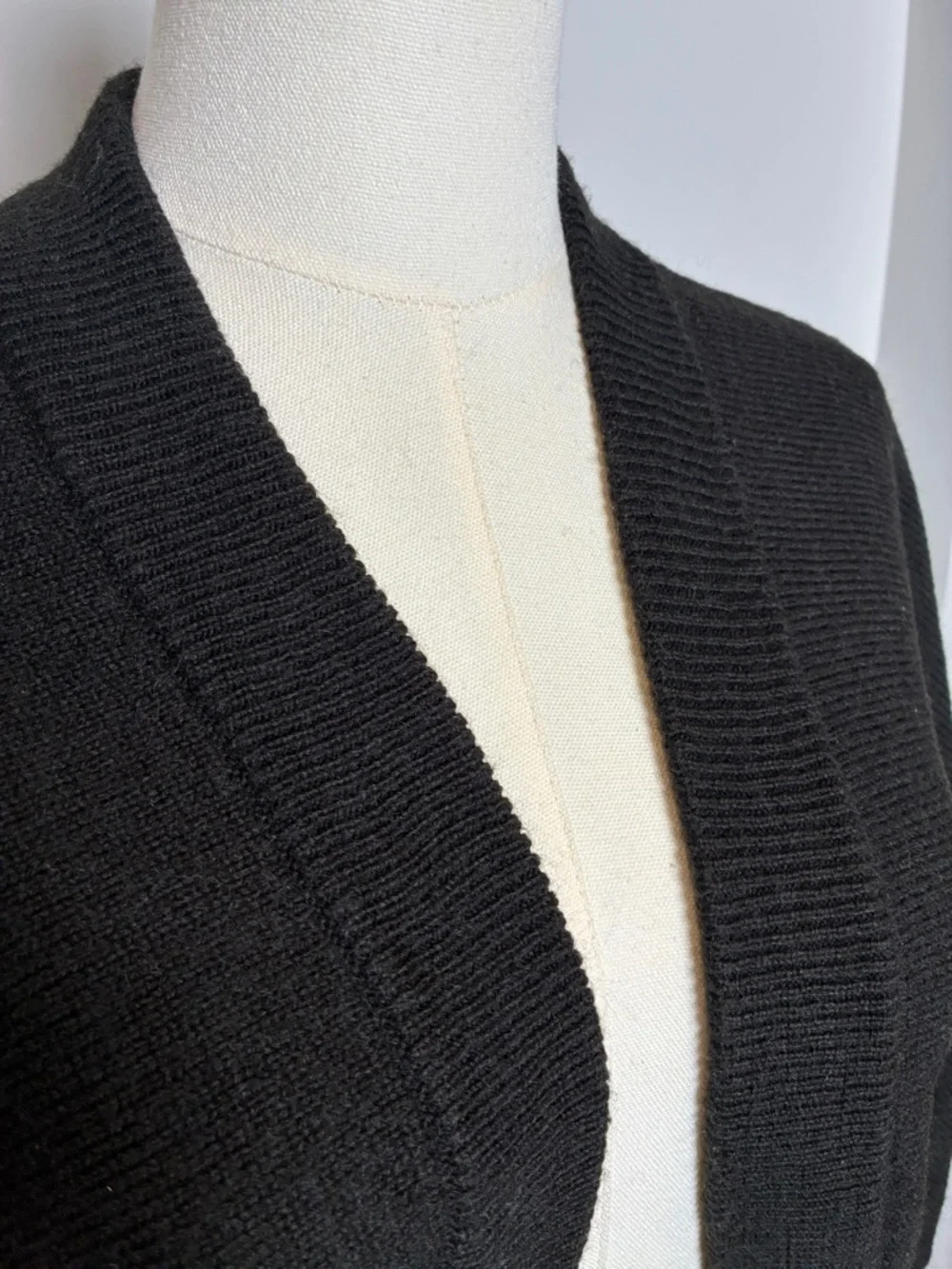 Michael Kors Black Cropped Open-Front Shrug bolero - Picture 2 of 5